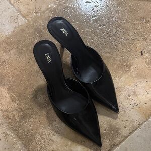 Zara Black Pointed-Toe Heels